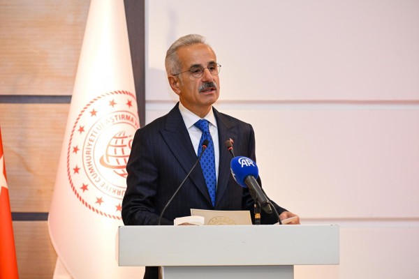 Sayın Bakanımız Abdulkadir Uraloğlu'nun teşrifleriyle Aday memurluk sürecini başarıyla tamamlayan 52 personelin Aday Memur Yemin Töreni gerçekleştirildi.