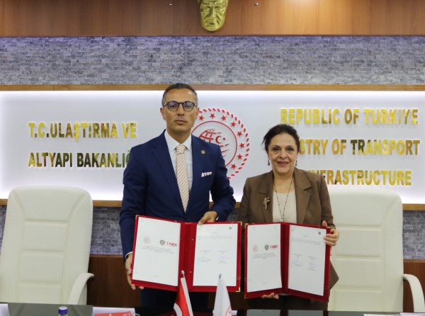 Ulaştırma ve Altyapı Bakanlığı ile Ankara Üniversitesi Türkçe ve Yabancı Dil Uygulama ve Araştırma Merkezi (TÖMER) Arasında Eğitim İş Birliği Protokolü İmzalandı